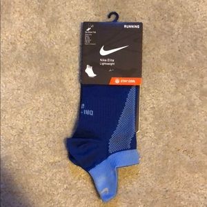Nike Elite Women’s Socks, Size 7.5-9